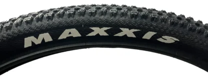 Cubierta Bici Maxxis Pace Rod 26x2.10c/alambre Works Color Negro
