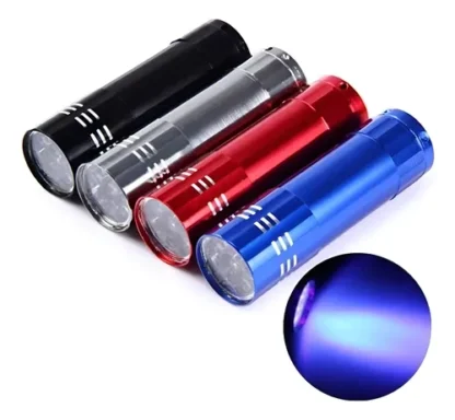 Mini Linterna Leds Metálica Potencia A Pila - Image 3